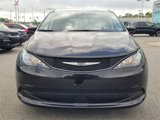 Used 2023 Chrysler Voyager LX image 2