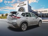 Used 2023 Nissan Rogue SV image 3