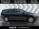 Used 2023 Chrysler Voyager LX image 2