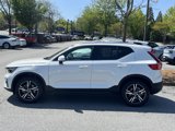 Certified 2024 Volvo XC40 B5 Core image 3