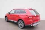Used 2019 Mitsubishi Outlander SEL image 2