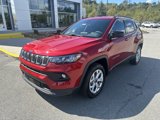 New 2025 Jeep Compass Latitude image 2