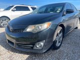 Used 2014 Toyota Camry SE image 2