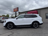 Used 2023 Kia Telluride EX w/ EX Captain's Chair Package image 5