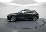 Certified 2025 Porsche Macan image 2
