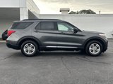 Used 2020 Ford Explorer XLT image 2