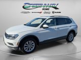 Used 2019 Volkswagen Tiguan SE w/ Panoramic Sunroof Package image 4