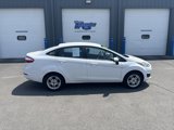 Used 2018 Ford Fiesta SE image 2