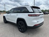 Used 2022 Jeep Grand Cherokee Altitude image 4