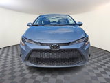 Used 2022 Toyota Corolla LE image 2