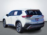 Used 2021 Nissan Rogue SV image 3