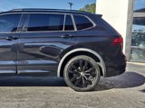 Used 2021 Volkswagen Tiguan SE R-Line image 5