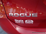 Used 2017 Nissan Rogue SV image 5