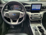 Used 2022 Ford Explorer XLT w/ Equipment Group 202A image 5