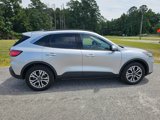 Used 2020 Ford Escape SEL image 3