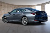 New 2025 Lexus ES 300h w/ Premium Package image 3