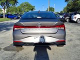 Certified 2023 Hyundai Elantra Limited w/ Preferred Accessory Package image 6