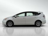 Used 2014 Toyota Prius V Three image 2