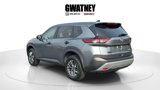 Used 2023 Nissan Rogue S image 5