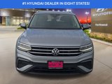 Used 2022 Volkswagen Tiguan SE image 2