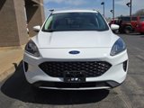 Used 2021 Ford Escape SE image 2