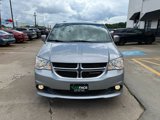 Used 2017 Dodge Grand Caravan SXT image 2