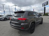 Used 2017 Jeep Grand Cherokee Altitude image 5