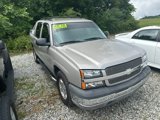 Used 2004 Chevrolet Avalanche 2WD image 2