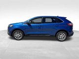 Used 2023 Ford Edge SEL w/ Convenience Package image 2