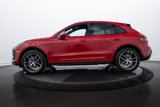 Certified 2024 Porsche Macan image 2