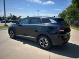 Used 2024 Kia Sportage LX image 3