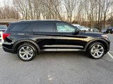 Used 2020 Ford Explorer Platinum w/ Premium Technology Package image 3