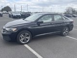 Used 2024 Volkswagen Jetta SE image 3