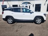 Used 2022 GMC Terrain SLE w/ Driver Convenience Package image 4