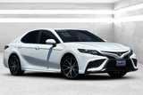 Used 2024 Toyota Camry SE image 2