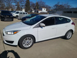 Used 2017 Ford Focus SE image 4