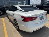 Used 2016 Nissan Maxima SR w/ Interior Lighting Package image 4