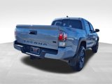 Used 2021 Toyota Tacoma TRD Off-Road image 2