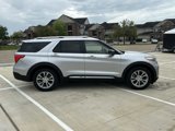 Used 2022 Ford Explorer Limited w/ Equipment Group 301A image 6