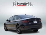 Used 2024 Volkswagen Jetta SE image 3