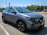 Used 2020 Nissan Rogue Sport SL image 2