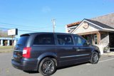 Used 2014 Chrysler Town & Country S image 5