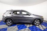 Used 2019 Jeep Cherokee Limited w/ Technology Group image 4