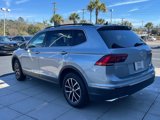 Used 2021 Volkswagen Tiguan SE w/ Panoramic Sunroof Package image 5