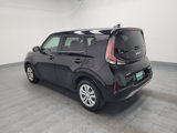 Used 2023 Kia Soul LX image 3