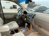 Used 2005 Nissan Pathfinder LE image 2
