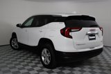 Used 2024 GMC Terrain SLE image 2