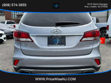 Used 2017 Hyundai Santa Fe SE image 5