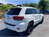 Used 2019 Jeep Grand Cherokee Altitude image 5