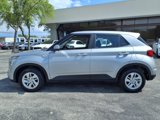 Used 2021 Hyundai Venue SE image 4
